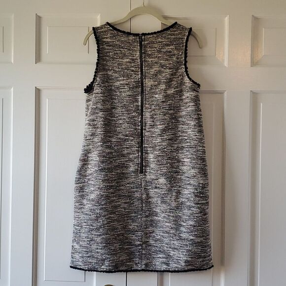 LOFT SHIFT DRESS JUMPER SIZE MEDIUM TEXTURED BLACK CREAM WHITE KNIT OFFICE WORK - Picture 9 of 10